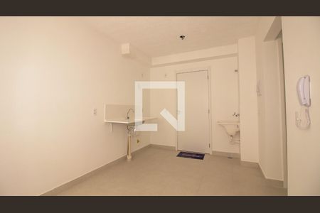 Sala/Cozinha de apartamento para alugar com 2 quartos, 32m² em Vila Graciosa, São Paulo