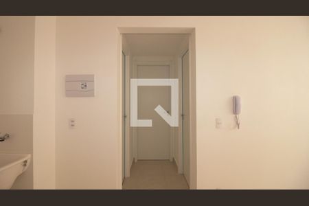 Corredor de apartamento para alugar com 2 quartos, 32m² em Vila Graciosa, São Paulo