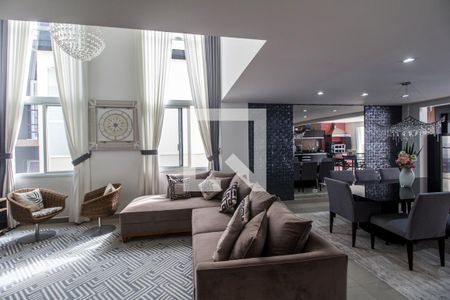 Sala de TV de casa de condomínio à venda com 4 quartos, 368m² em Parque Sinai, Santana de Parnaíba