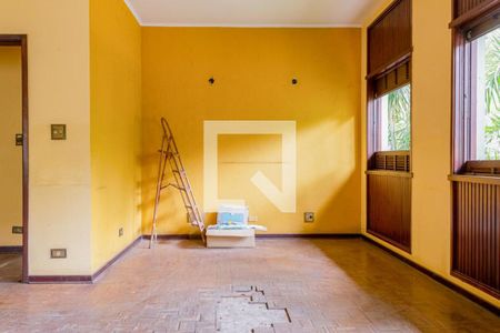 Casa à venda com 6 quartos, 300m² em Jardim Sao Bento, São Paulo