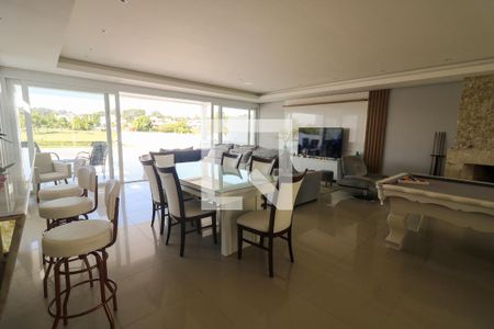 Sala de casa de condomínio para alugar com 5 quartos, 345m² em Belém Novo, Porto Alegre