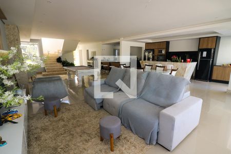 Sala de casa de condomínio para alugar com 5 quartos, 345m² em Belém Novo, Porto Alegre