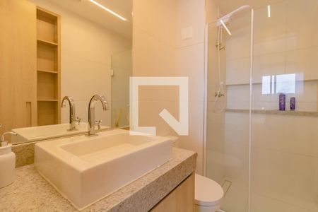 Banheiro de kitnet/studio para alugar com 1 quarto, 25m² em Vila Clementino, São Paulo