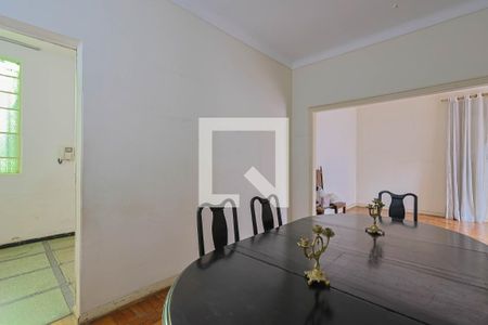 Sala de casa à venda com 4 quartos, 300m² em Santa Efigênia, Belo Horizonte