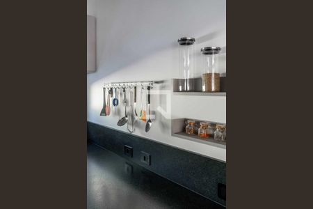 Cozinha de casa de condomínio à venda com 3 quartos, 448m² em Pedra Redonda, Porto Alegre