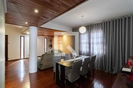 Sala de casa à venda com 4 quartos, 463m² em Paquetá, Belo Horizonte