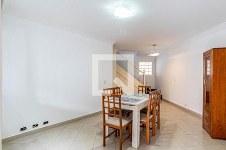 Sala de casa para alugar com 3 quartos, 250m² em Jardim Ester, São Paulo