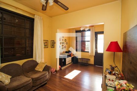 Sala 1 de casa à venda com 4 quartos, 146m² em Glória, Porto Alegre