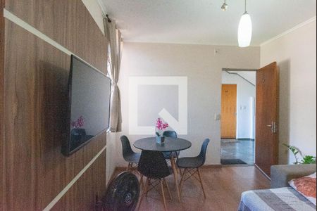 Sala de apartamento para alugar com 2 quartos, 45m² em Parque São Jorge, Campinas