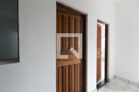 Entrada de kitnet/studio para alugar com 1 quarto, 40m² em Parada Quinze de Novembro, São Paulo