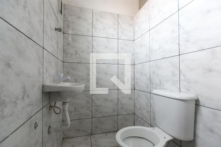 Banheiro de kitnet/studio para alugar com 1 quarto, 40m² em Parada Quinze de Novembro, São Paulo