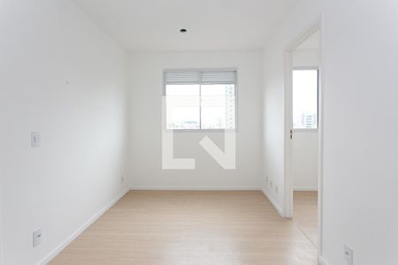 Sala de apartamento para alugar com 2 quartos, 35m² em Chácara Seis de Outubro, São Paulo