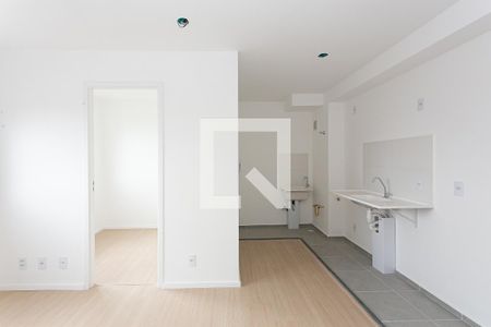 Sala de apartamento para alugar com 2 quartos, 35m² em Chácara Seis de Outubro, São Paulo