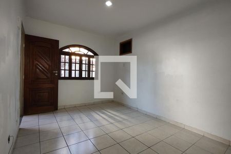 Sala de casa de condomínio à venda com 3 quartos, 180m² em Anil, Rio de Janeiro