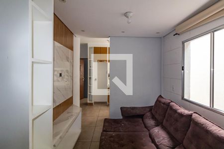 Sala de apartamento à venda com 2 quartos, 40m² em Vila Taquari, São Paulo