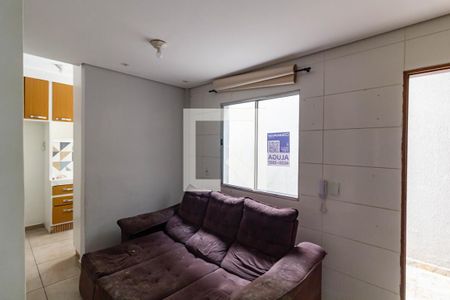 Sala de apartamento à venda com 2 quartos, 40m² em Vila Taquari, São Paulo