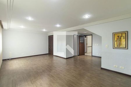 Sala de casa para alugar com 3 quartos, 308m² em Uberaba, Curitiba