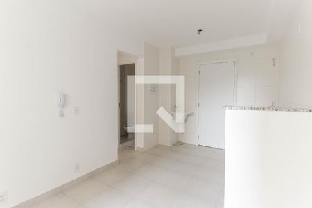 Sala de apartamento à venda com 2 quartos, 33m² em Itaquera, São Paulo