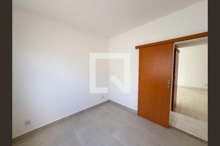 Quarto de apartamento à venda com 2 quartos, 116m² em Araguaia, Belo Horizonte