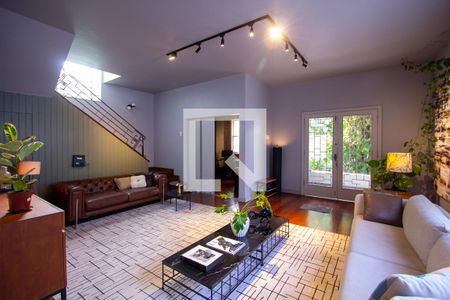 Sala de casa à venda com 5 quartos, 288m² em Santa Rosa, Niterói