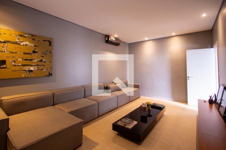 Sala de TV de casa à venda com 5 quartos, 288m² em Santa Rosa, Niterói