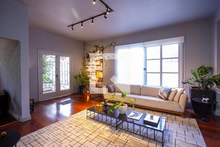 Sala de casa à venda com 5 quartos, 288m² em Santa Rosa, Niterói