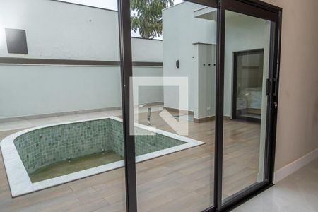 Vista do corredor de casa de condomínio para alugar com 3 quartos, 250m² em Riviera Tamborlim, Americana