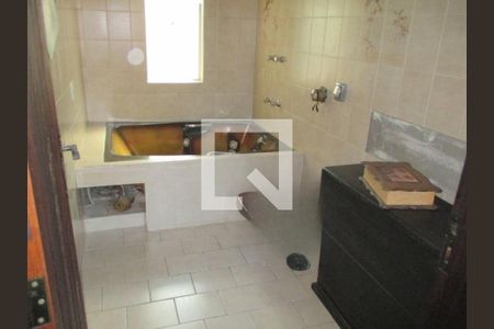 Casa à venda com 3 quartos, 240m² em Parque Jabaquara, São Paulo