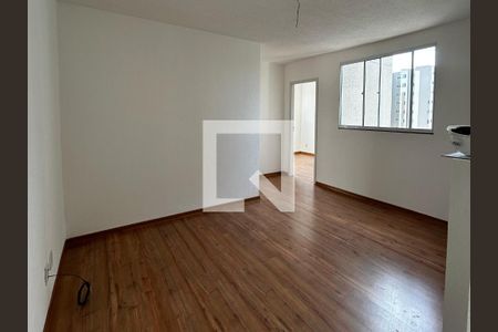 Sala de apartamento à venda com 2 quartos, 45m² em Chácara Contagem, Contagem