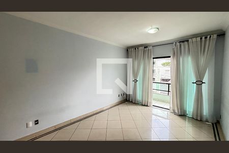 Sala de apartamento à venda com 3 quartos, 105m² em Vila Alzira, Santo André