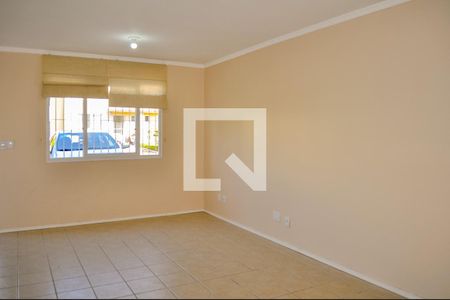 Sala de casa de condomínio à venda com 2 quartos, 200m² em Hípica, Porto Alegre