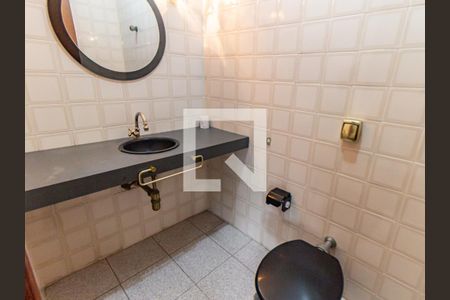 Lavabo de casa à venda com 3 quartos, 150m² em Vila Invernada, São Paulo