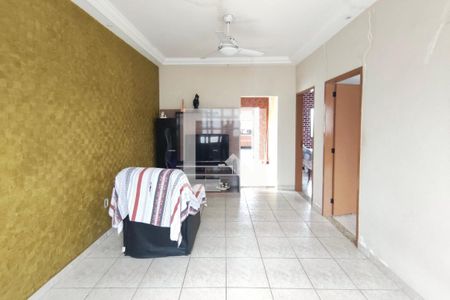 Sala de casa à venda com 3 quartos, 297m² em Vila Marieta, Campinas