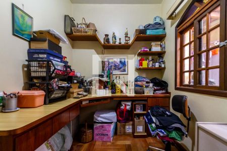 Escritório de casa à venda com 4 quartos, 146m² em Jardim Santa Josefina, São Paulo