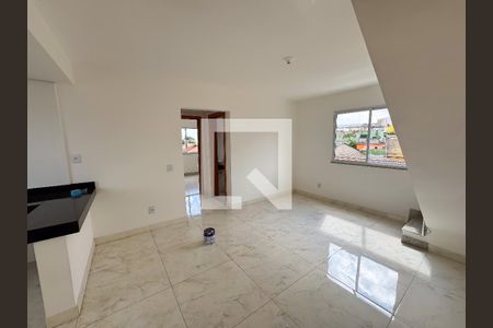 Sala de apartamento à venda com 2 quartos, 140m² em Araguaia, Belo Horizonte