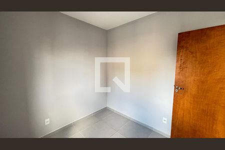 Quarto de apartamento para alugar com 2 quartos, 52m² em Vila Alpina, Santo André