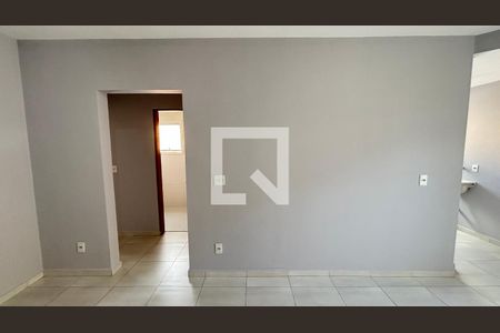 Sala de apartamento para alugar com 2 quartos, 52m² em Vila Alpina, Santo André
