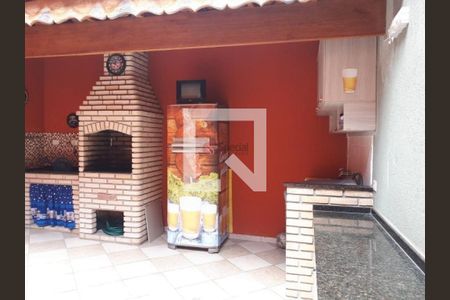 Casa à venda com 3 quartos, 114m² em Vila Olinda, São Paulo