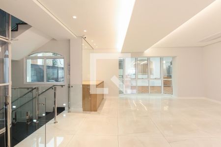 Sala de casa de condomínio à venda com 7 quartos, 320m² em Vila Carrão, São Paulo