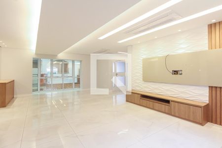 Sala de casa de condomínio à venda com 7 quartos, 320m² em Vila Carrão, São Paulo