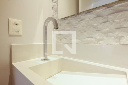 Lavabo de casa de condomínio à venda com 7 quartos, 320m² em Vila Carrão, São Paulo