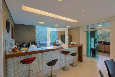 Cozinha de casa de condomínio à venda com 4 quartos, 510m² em Parque do Engenho, Belo Horizonte