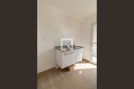 Sala e Cozinha de apartamento à venda com 2 quartos, 42m² em Vila Nova, São Paulo
