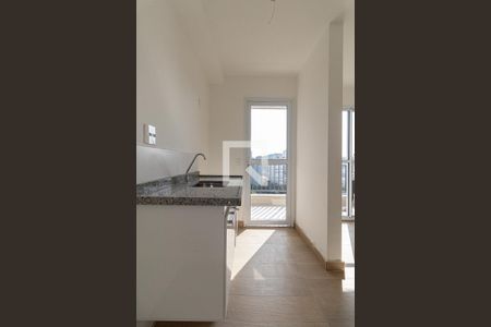 Sala e Cozinha de apartamento à venda com 2 quartos, 42m² em Vila Nova, São Paulo