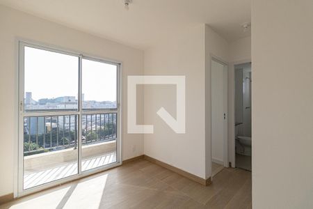 Sala e Cozinha de apartamento à venda com 2 quartos, 42m² em Vila Nova, São Paulo