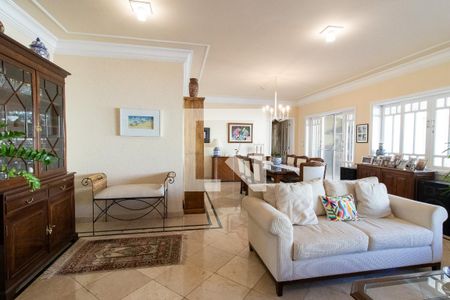 Sala de casa de condomínio para alugar com 3 quartos, 400m² em Vila Madalena, Campinas