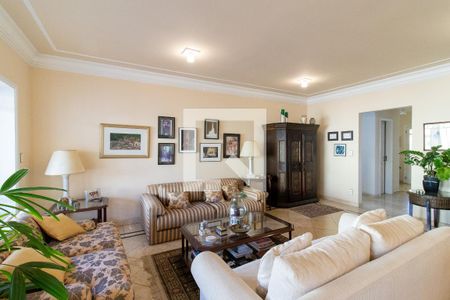 Sala de casa de condomínio para alugar com 3 quartos, 400m² em Vila Madalena, Campinas