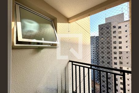 Sacada de apartamento à venda com 2 quartos, 52m² em Jardim do Lago, Jundiaí