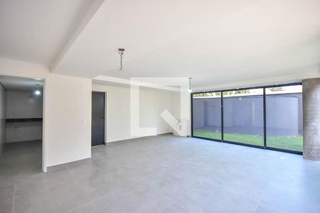 Sala de casa de condomínio à venda com 3 quartos, 201m² em Cidade Jardim, São Paulo