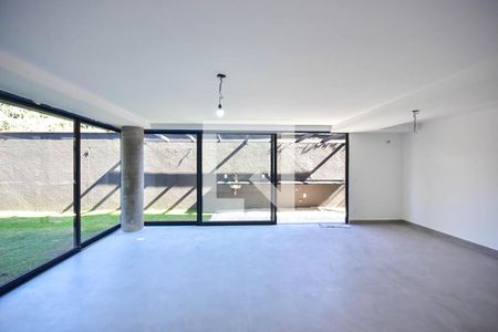 Sala de casa de condomínio à venda com 3 quartos, 201m² em Cidade Jardim, São Paulo